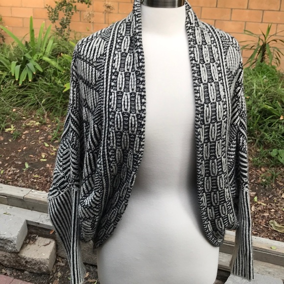 Kontrol Sweaters - Cream and Black Open Cardigan